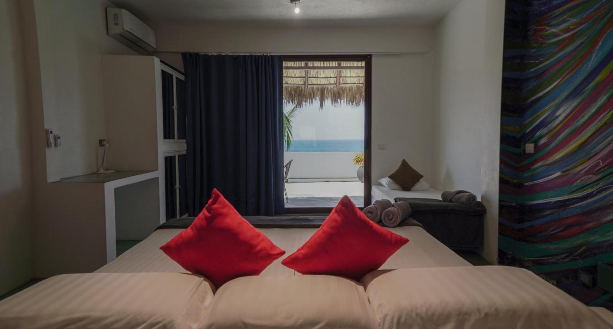Casa Nova, Infinity Pool, Ocean View, Private Beach Acces, Starlink Puerto Escondido  Exterior photo